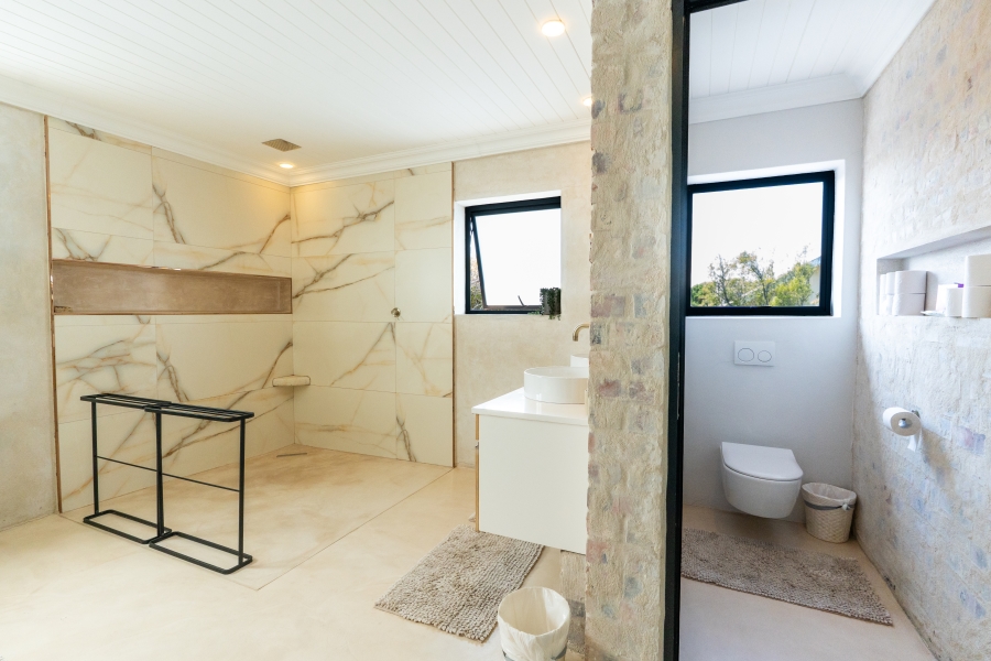 5 Bedroom Property for Sale in Van Riebeeckstrand Western Cape